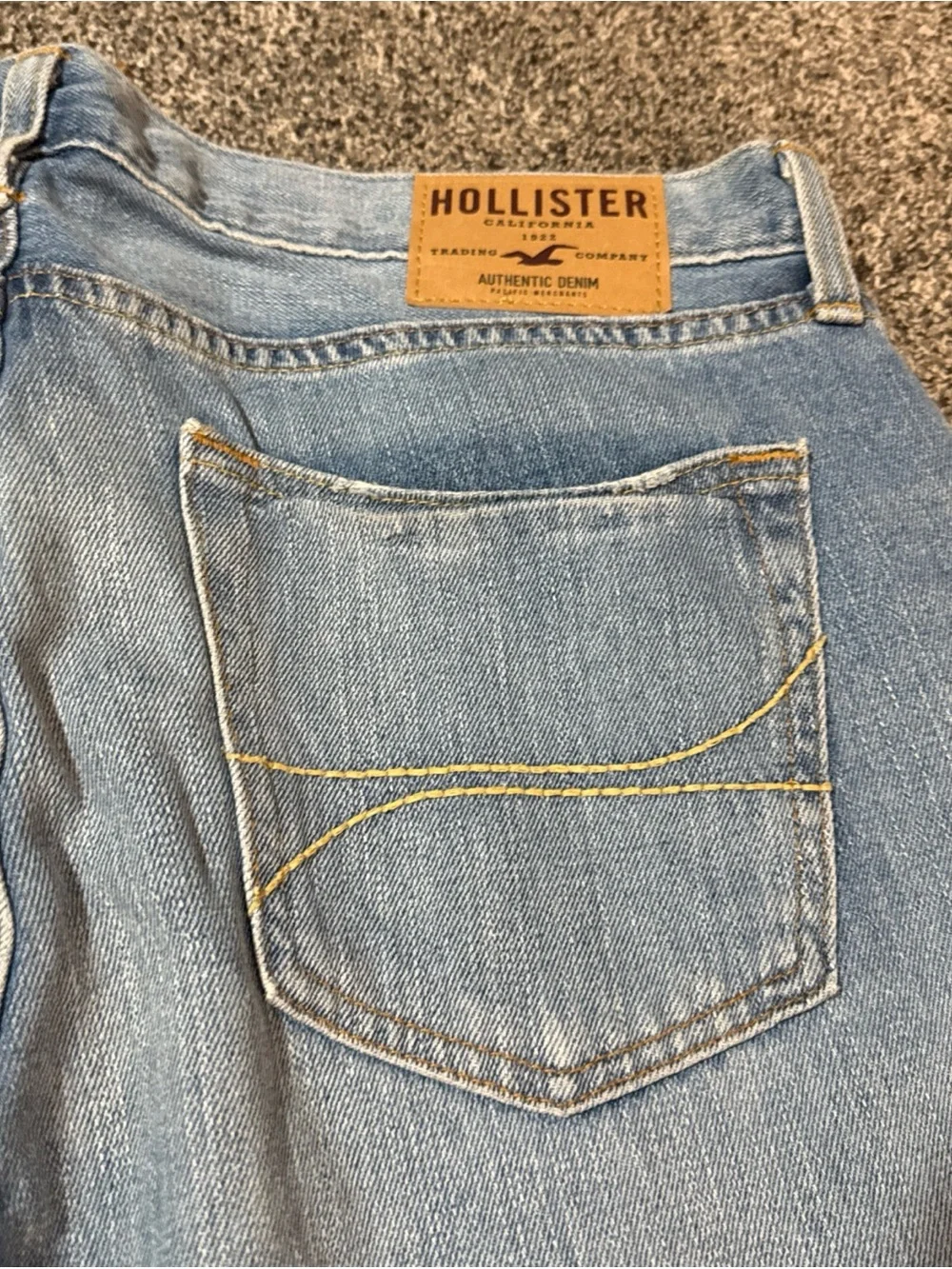 Hollister Slim Straight Light Wash Jeans Men 36x32